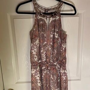 White House, Black market dress size small